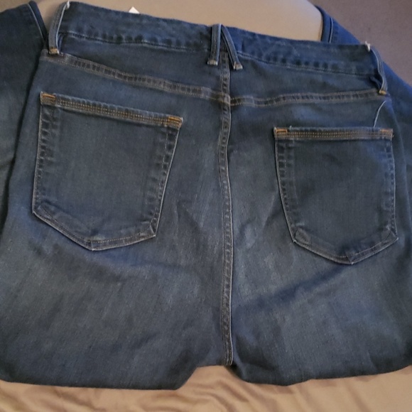 Good American Good Legs - Picture 3 of 3